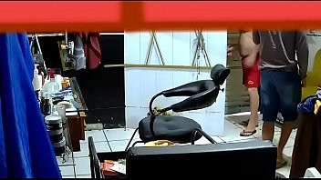 Play Barbeiro mamando cliente Fortao 2