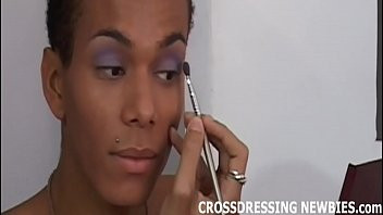 Play I love how beautiful I look while crossdressing
