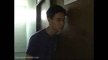 Play Asian Boys Kie and Poj Fuck