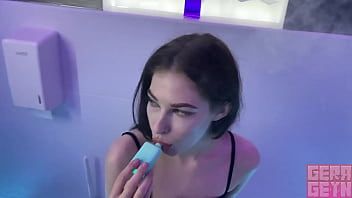 Play Cheating Girlfriend Fucked In The Nightclub Restroom With a Stranger