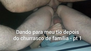 Play Meu tio estourando minha pregas