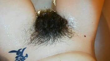 Play Hairy Bush Compilation with Huge clitoris