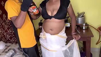 Play Bhabi ko Bahut Pela Mouth sex and cum out on her face