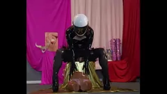 Play Liligoona's Latex & Dildo Masturbation Fantasy