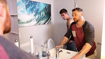 Play NextDoorBuddies Barebacking My BF's Boyfriend!