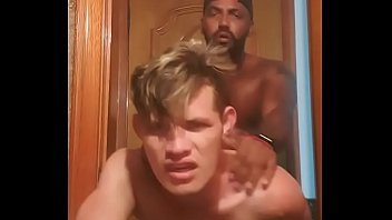 Play Socando gostoso o massagista putao paulistano