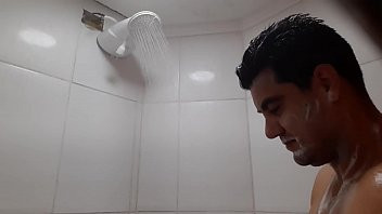 Play YURI GAÚCHO BANHO