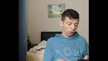 Play Woken up horny în morning