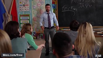 Play Beaux snap of his fingers and his hunky teacher Tristan is suddenly naked - Men.com