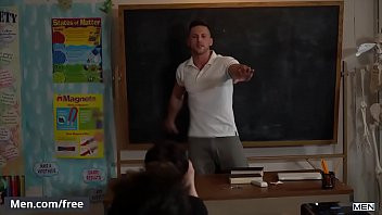Play Teacher (Ramon Todd) fucks his student (Titus) after class - Men.com