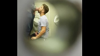 Play Cruising Toilet Dad and Young man