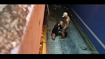 Play Fui mijar na rua da pegacão e acabei dando a bunda ao novinho dotado