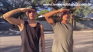 Play FUGA DO QUARTEL PARA FUDER - Bareback