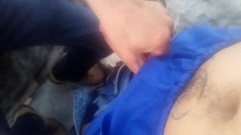 Play Un señor me chupa la verga por $. Mayate y maduro