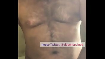 Play Urso Zaddy brincando com pica
