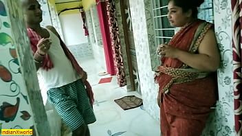 Play Hot Bhabhi sex! With hot Indian Bengali audio